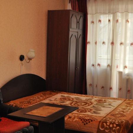 Apartment For Rent Reasonable Price 克列缅丘格 外观 照片