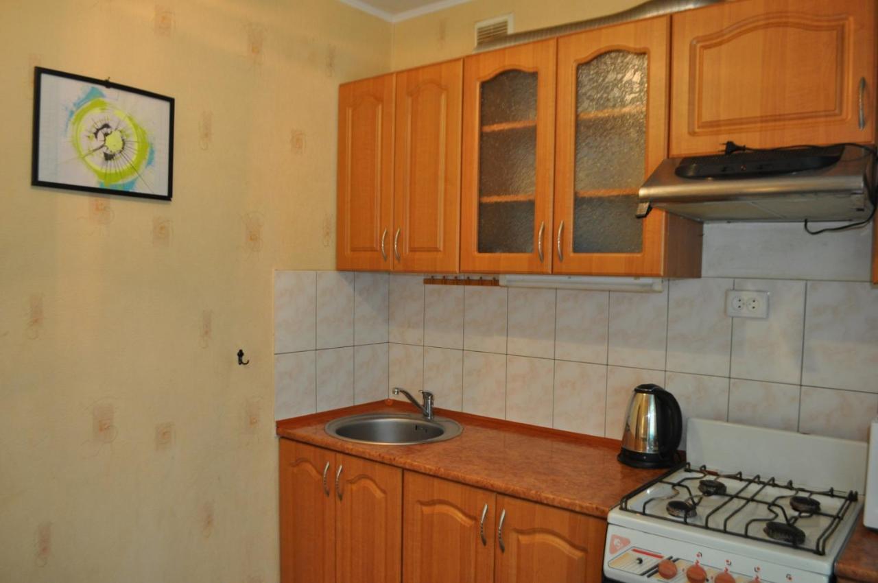 Apartment For Rent Reasonable Price 克列缅丘格 外观 照片